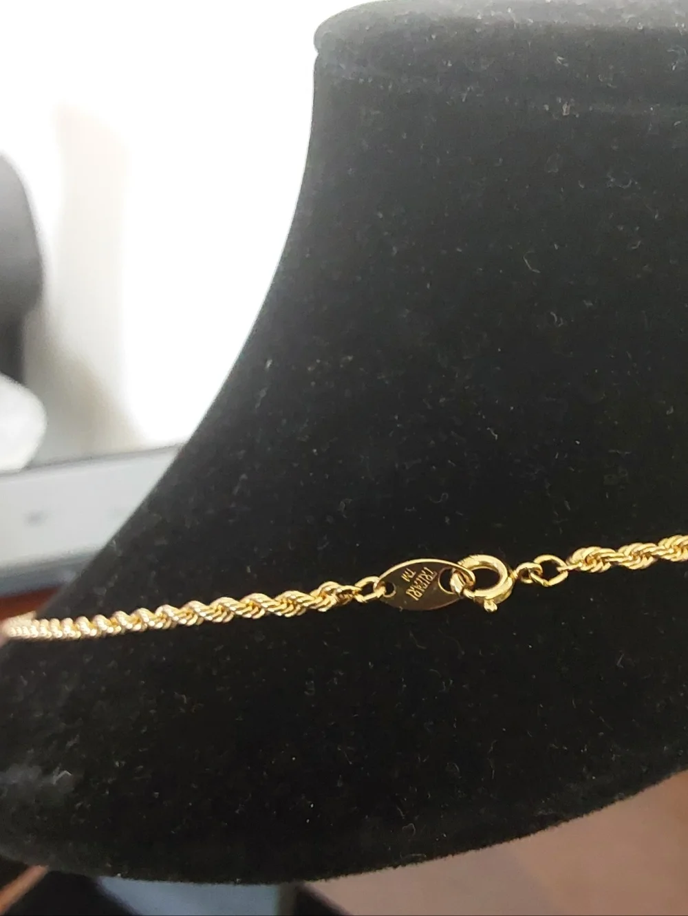 Trifari Gold Rope Chain Necklace - Men's Polished Link‎